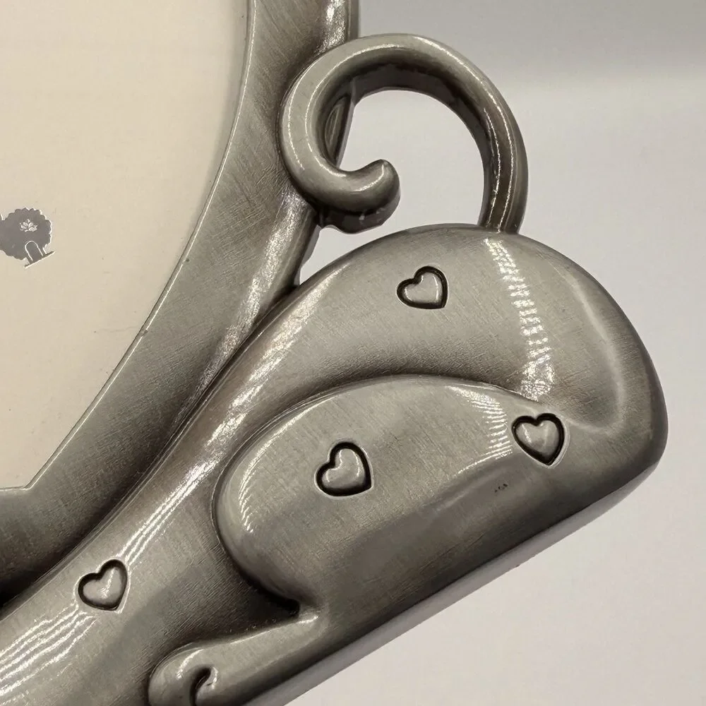 LASODY Cat Picture Frame Heart 4x3.5 Silver Tone Paw Prints Kitty Pet Decor